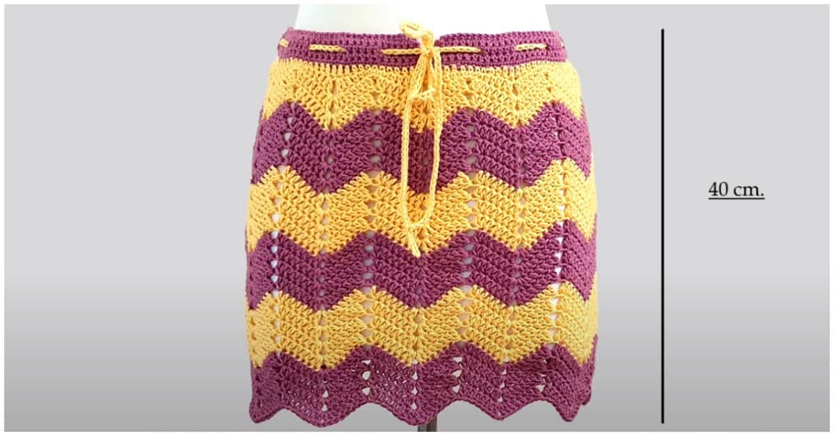 You would look super classy and elegant while wearing this Best Crochet Skirt. So the summers are here and if you still have not tried crocheting a few lovely crochet skirts for you