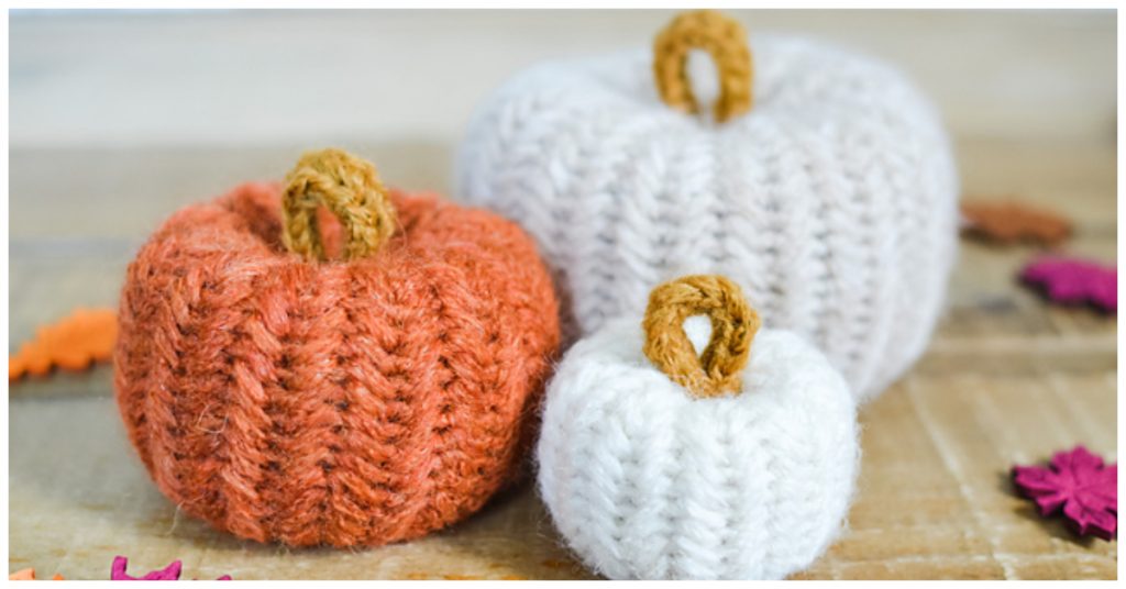 Today we are going to learn How to Crochet Herringbone Pumpkins. This pattern is an easy way to add a trendy look to your fall home decor. A flat panel of herringbone stitches are transformed into a cute pumpkin decoration. I can tell you they work up quickly and they’re just so adorable. Plus they make for the perfect little fall accent piece that you can just use anywhere in your home decor.